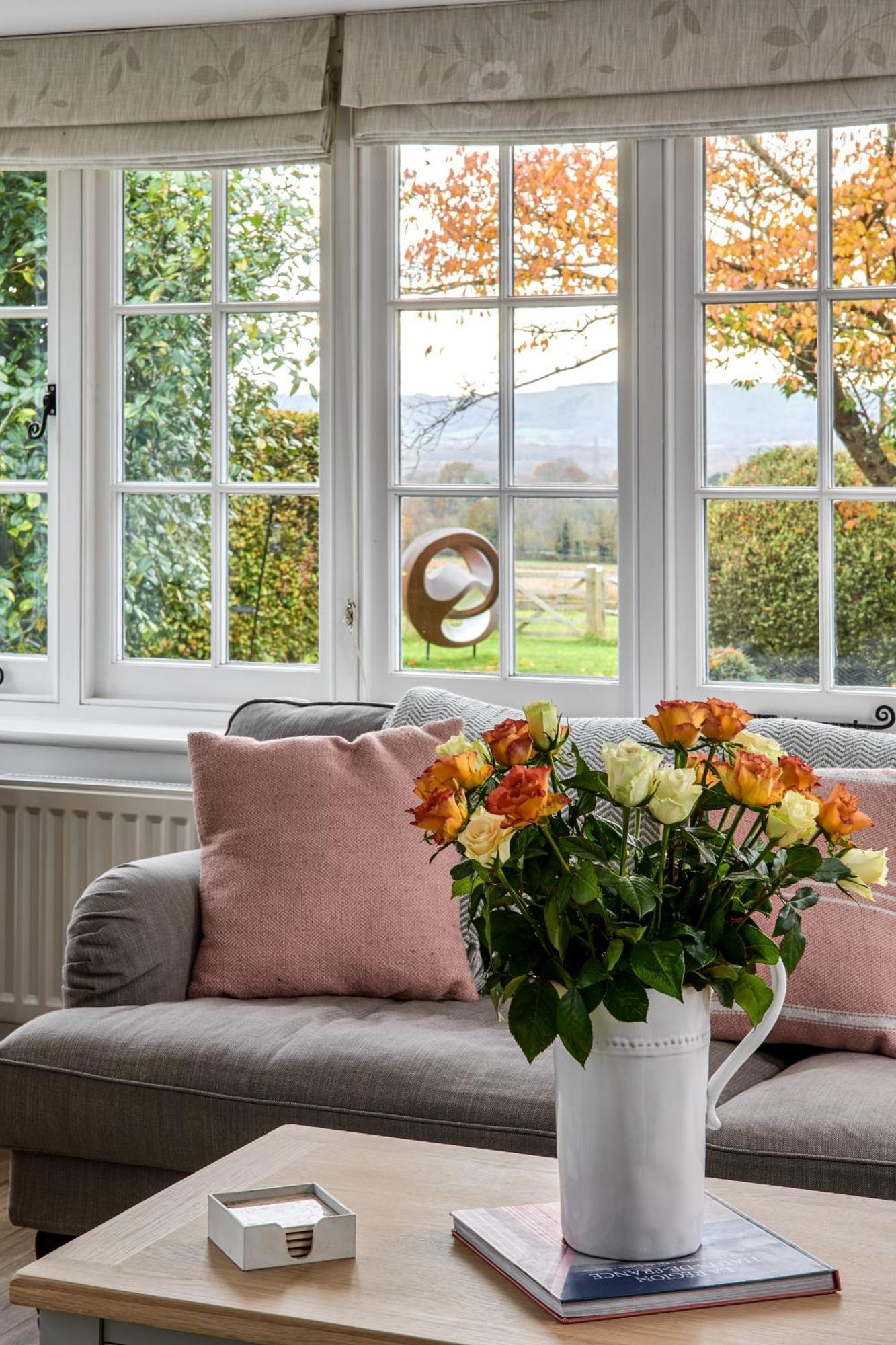 Garden Flat Near Goodwood With Stunning Views Apartment Petersfield Bagian luar foto